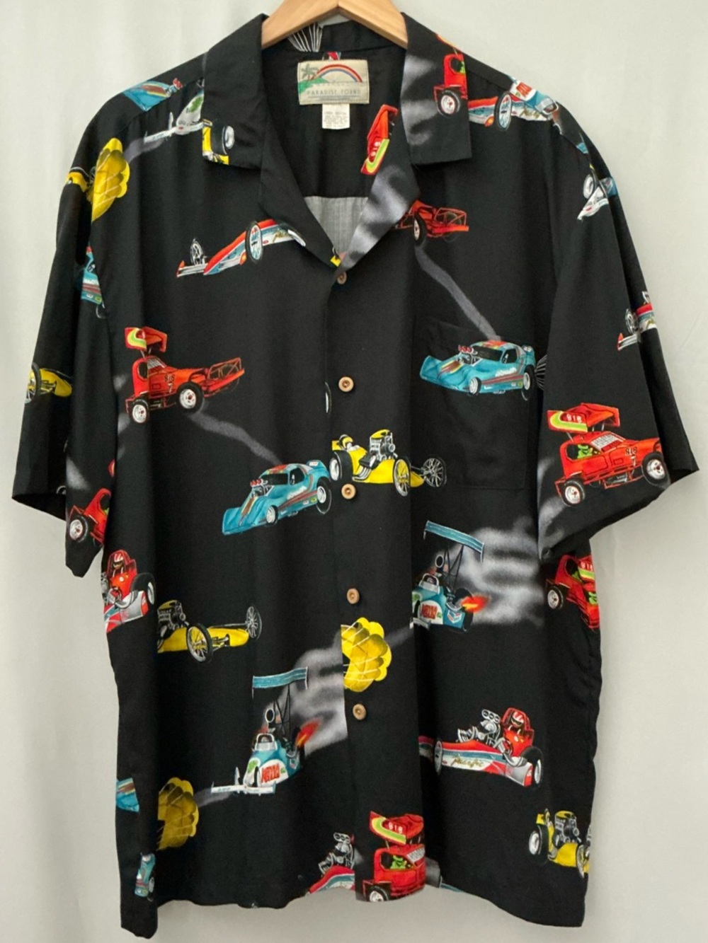 Paradise Found Men's  Hawaiian  Shirt Size XL